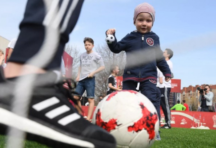 Балалармен жұмыс істейтін мамандардың жалақысы 30 процентке өседі