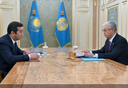 Президент Ауыл шаруашылығы министрі Айдарбек Сапаровты қабылдады