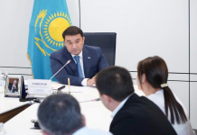 ТҮРКІСТАН: Нұралхан Көшеров өңір тұрғындарының өтініштері мен ұсыныстарын тыңдады