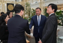 Түркістан облысының әкімі бірқатар инвестормен кездесу өткізді