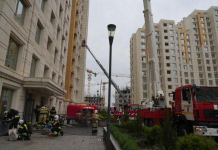 Шымкентте 25 қабатты тұрғын үйдегі шартты өртті сөндіру пысықталды