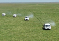 ТҮРКІСТАН: Шегірткеге қарсы күресте техника мен жұмыс күшін түгендеу күнделікті жүргізіледі