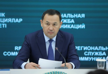 ​«ЖҰЛДЫЗ» ИНДУСТРИАЛДЫ АЙМАҒЫНДА ТЕМІРЖОЛ ТҰЙЫҒЫ САЛЫНУДА