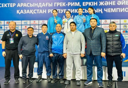 Түркістан облысының балуандары ел чемпионатында топ жарды