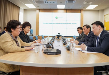 ТҮРКІСТАН: Ауылдардағы тірек мектептердің әлеуетін арттыру мәселесі талқыланды