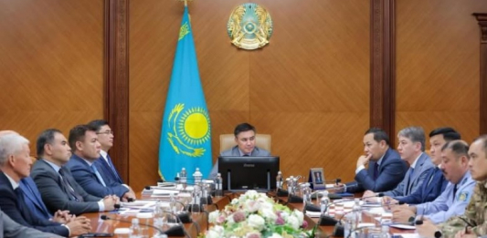 ​АППАРАТ ОТЫРЫСЫ: Шымкенттің өзекті мәселелері қаралды