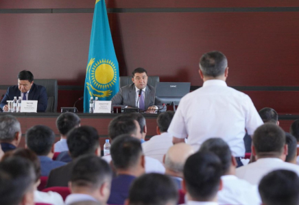 ТҮРКІСТАН: Кентауда өндіріс пен ауыл шаруашылығын дамыту ісі жанданады