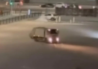 Астанада дрифт жасаған қар тазалайтын техника видеоға түсіп қалды