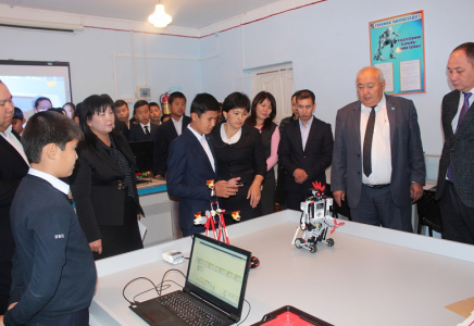 Түркістан қаласында алғашқы ІТ сынып ашылды