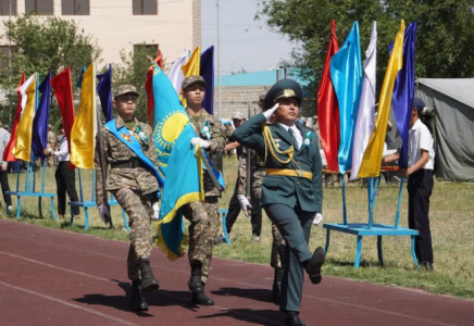 ТҮРКІСТАН: Бәйдібекте қос мереке аталып өтті