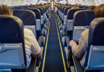 Ақтауда жолаушылар ұшақтан түсуден бас тартты