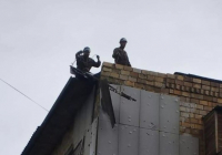 Қарағанды облысында дүлей дауыл бірнеше үйдің шатырын ұшырып кетті