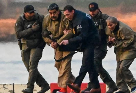 Венесуэлада АҚШ операциясы кезінде 100 адам қаза тауып, Мадуро мен әйелі жарақат алды