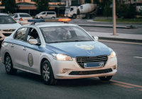 Талдықорғанда полиция қызметкері мас күйде көлік басқарып, жол апатына түсті