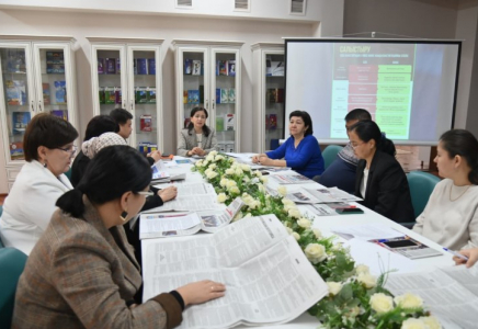 ​Шымкентте кітапханашылардың қатысуымен Конституция жобасы талқыланды