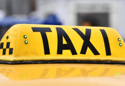 Үкімет курьер мен такси жүргізушілерінің мәселесін қарастырады