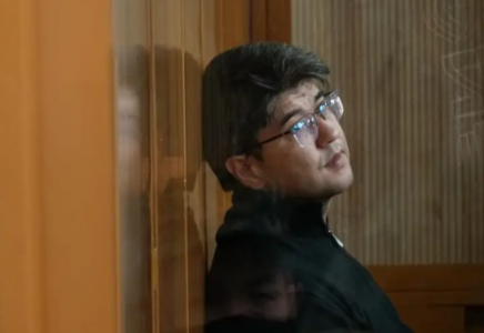 Эротикалық видео көрсеткен: Бишімбаев тағылған айыпқа қатысты өз нұсқасын айтты