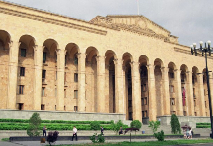 Грузия билігі BBC-ді жалған ақпарат таратқаны үшін сотқа бермек