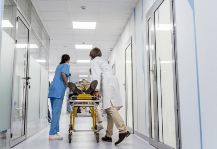 Коронавируспен ауруханада жатқан 14 алматылықтың жағдайы өте нашар