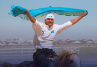 ​ШЫМКЕНТТІК СПОРТШЫ – ЕКІ ДҮРКІН ӘЛЕМ ЧЕМПИОНЫ