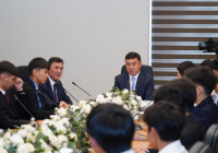 Түркістанда дарынды оқушылармен еркін форматта кездесу өтті