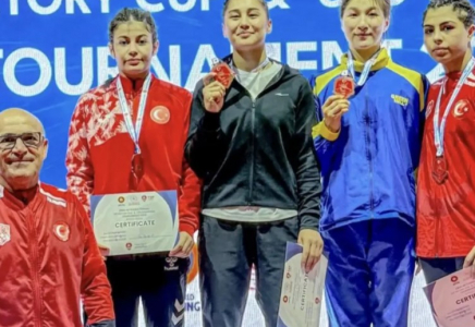 Анталияда қазақ балуандары 12 алтын жеңіп алды