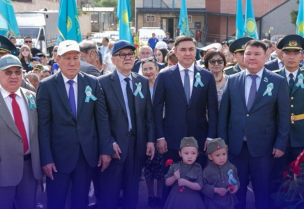 Шымкентте Жеңіс күніне орай салтанатты іс-шара өтті 