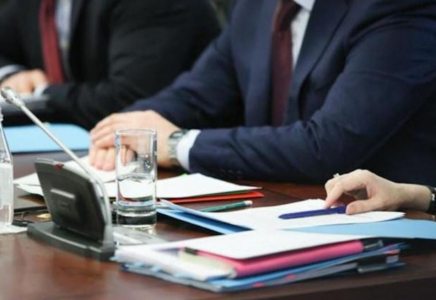 Жигули Дайрабаев Түркістан облысының фермерлерімен кездесті