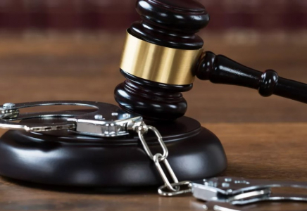 Қаңтарда 4 жасар Айкөркемнің оққа ұшуы: прокурор күдіктіні 7 жылға соттауды сұрады