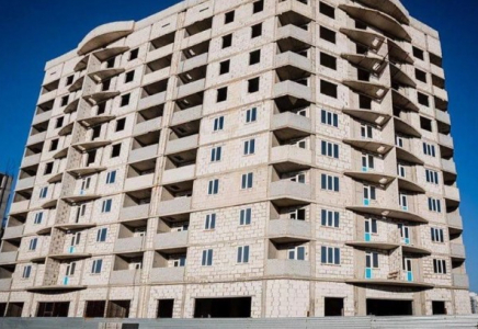Алматы әкімі жауапсыз мердігерлерді лицензиясынан айыруды тапсырды