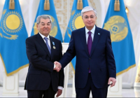 Президент көрнекті мемлекет және қоғам қайраткері Қуаныш Сұлтановқа «Отан» орденін cалтанатты түрде табыстады