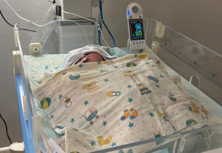 В ШЫМКЕНТЕ ВРАЧИ ПРОВЕЛИ ДВЕ СЛОЖНЕЙШИЕ ОПЕРАЦИИ НОВОРОЖДЕННОМУ В ПЕРВЫЕ ЧАСЫ ЖИЗНИ