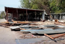 Шымкентте №26 мектеп-гимназия маңындағы заңсыз құрылыс нысандарын бұзу жұмыстары басталды