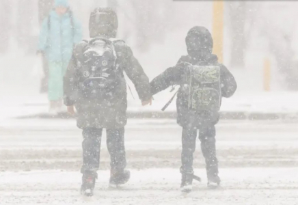 Астанада екінші ауысымдағы оқушылар қашықтан оқуға жіберілді