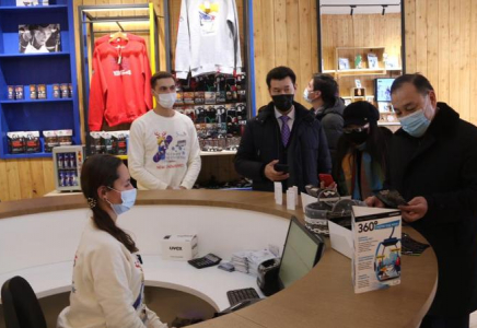 Ералы Тоғжанов Алматыдағы туристік нысандарға барды 