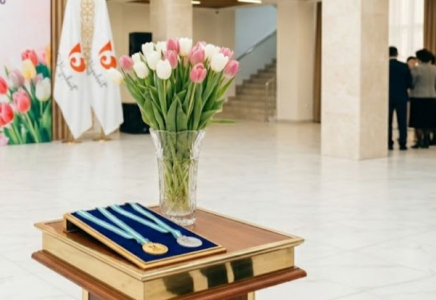 ШЫМКЕНТ: ​«АЛТЫН АЛҚА» ЖӘНЕ «КҮМІС АЛҚА» ИЕЛЕРІ БІР РЕТТІК ТӨЛЕМ АЛАДЫ