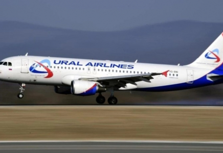 ​Қозғалтқышы сөндірілген ресейлік жолаушылар ұшағы Ашхабадқа шұғыл қонды