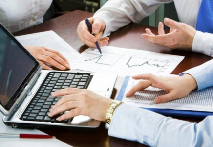 Жаңа бизнес-идеяларды іске асыру үшін 9 мыңға жуық қазақстандық гранттар алды