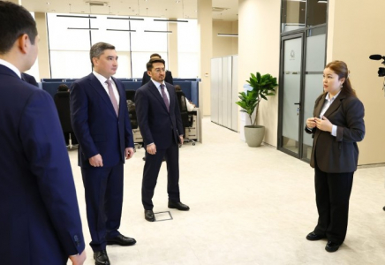 Премьер-министр салық реформасы бойынша түсіндіру жұмыстарының барысымен танысты