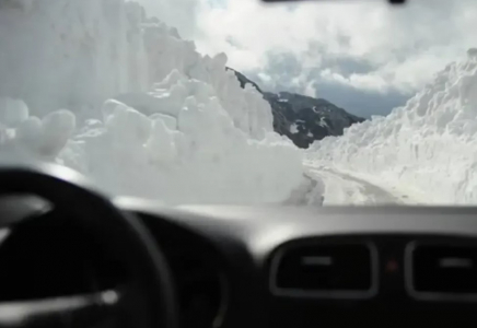 Маңғыстау облысында қар құрсауында қалған жүргізуші құтқарылды