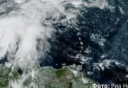 Кариб жағалауында  Кариб жағалауында