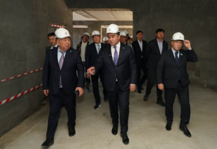 ​ТҮРКІСТАН: Созақтағы орталық аурухана күрделі жөндеуден өткізіліп жатыр
