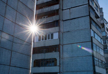 Таиландта 25-қабаттан құлаған әйел аман қалды