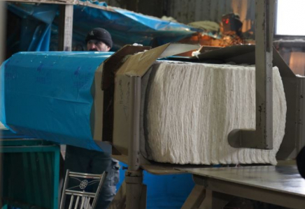 Нұралхан Көшеров Мақтааралдағы мақта өңдеу кәсіпорындарының жұмысымен танысты