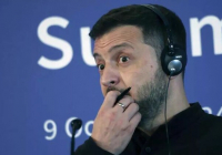 Зеленский келіссөздер тобының дүйсенбіде БАӘ-ге аттанатынын хабарлады