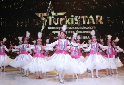 Түркістанда «TurkiSTAR» балалар мен жасөспірімдер фестивалі өтіп жатыр