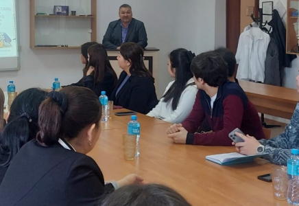 ​ШЫМКЕНТ: Жаңа Конституция – Әділетті Қазақстанның берік негізі