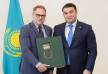 Түркістан облысының әкімі Франция елшісімен кездесті