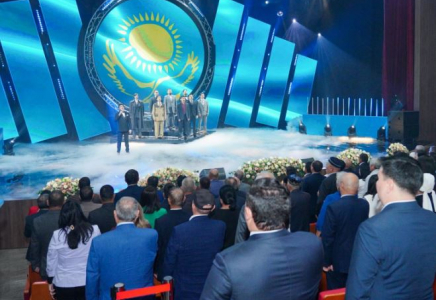 Түркістанда Республика күніне арналған салтанатты іс-шара өтті