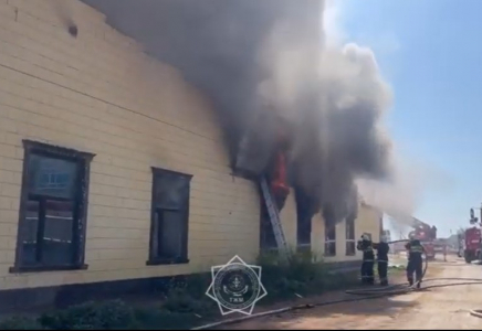 Оралда 700 шаршы метр сауда үйі өртенді 